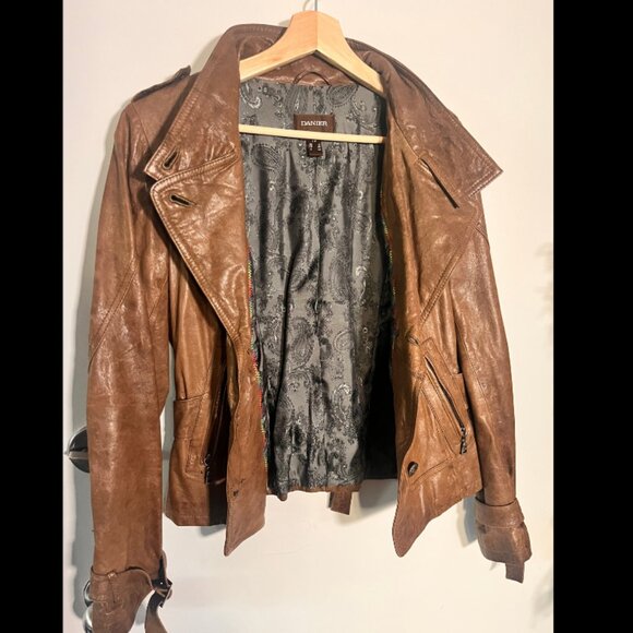 Danier Brown Leather Moto Jacket – Size S – Vintage Canadian Classic - Picture 3 of 3